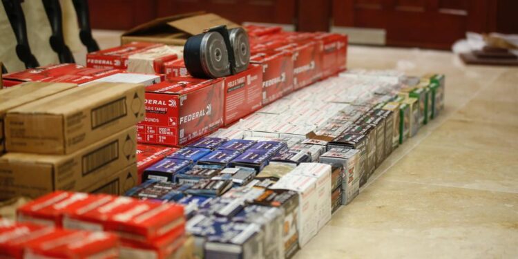 Aduanas reporta récord en la detección de municiones ilícitas