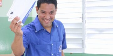 Amador Figaris califica “exitosa” las primarias del PRM