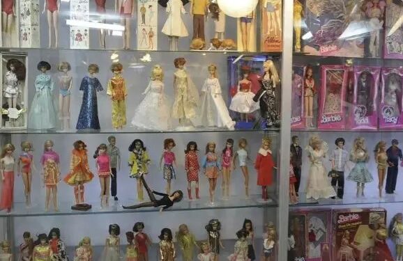 La muñeca Barbie centrará una exposición en Londres en julio de 2024