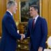 El rey designa a Pedro Sánchez como candidato a la investidura tras el fracaso de Feijóo