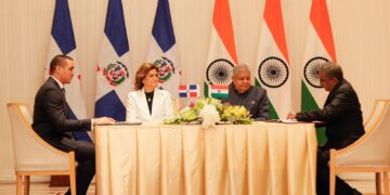 Vicepresidente de la República de la India se encuentra con la vicepresidenta de la República Dominicana