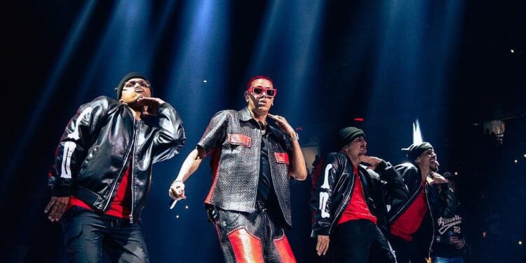 Yaisel LM enciende coliseo de PR como invitado de Yvongchimi