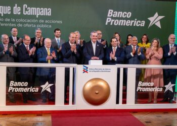 Abinader da campanazo de apertura primera oferta pública de acciones preferentes de Banco Promerica