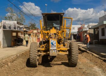Ministro Deligne Ascención supervisa obras ejecutadas en Sabana Grande de Boyá