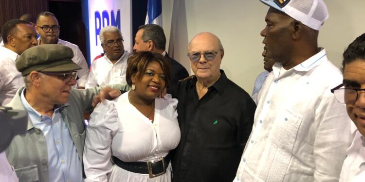 Marilín De los Santos: "Se debe continuar impulsando políticas públicas que mejoren la calidad de vida de las familias dominicanas"