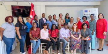 “Save the Children” realiza exitoso intercambio de experiencias con FEDOMU, el Ministerio de la Mujer y otras instituciones en San Cristóbal