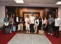 Llegan al país dominicanos que estaban en Israel