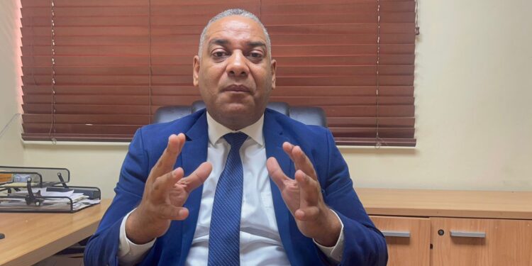 No es suficiente gabinete de acción contra el dengue del gobierno, “Sin camas en los hospitales”, asegura  diputado Carlos Gil