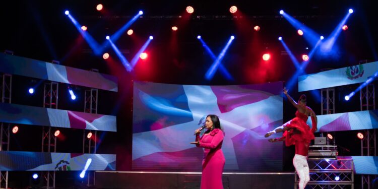 Derroche de música y estrellas en Glamour Music Awards 2023