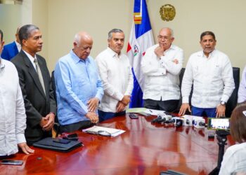 El Gobierno anuncia la compra de miles de gallinas ponedoras