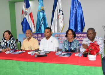 Maestros reciben capacitación en comunicación afectiva para mejorar el proceso enseñanza