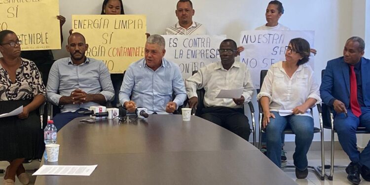 Comunidades de Samaná se oponen a planta en base a combustibles fósiles