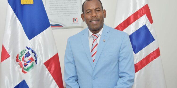 Confirman a Duarte Méndez como director ejecutivo de la Unidad Titulación de Terrenos