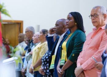 Frente Amplio culmina proceso de primarias con más de 1,100 candidatos