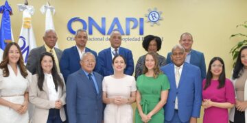 ONAPI entrega premios en el concurso de Diseño Industrial a artesanos