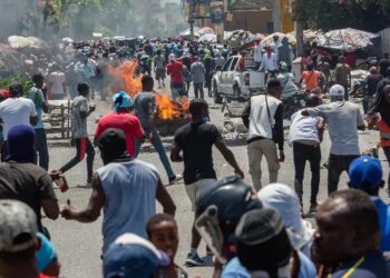 Cerca de 40,000 personas son desplazados por violencia en Haití,según informe