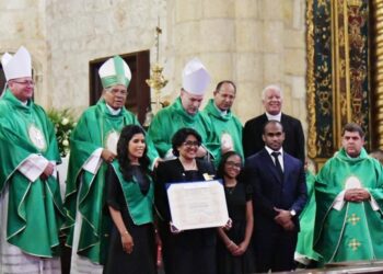 Magistrada Eunisis Vásquez recibe la más alta distincion concedida por el Papa Francisco 