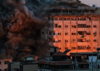 Continúan los bombardeos entre Israel y Gaza con más de 430 muertos