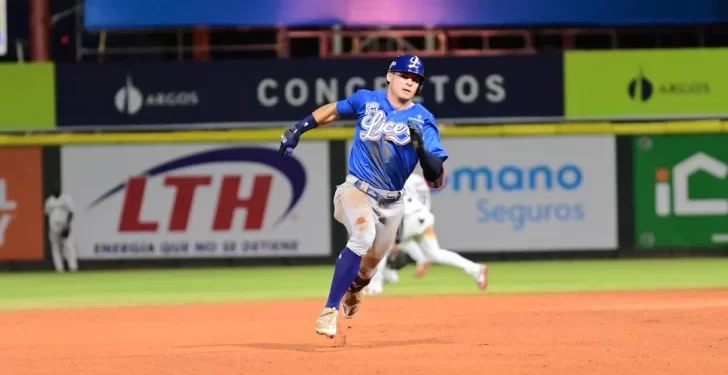 Helman y Nottingham comandan ofensiva del Licey en triunfo ante Leones