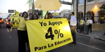 Ministro Ángel Hernández asegura que el 4% está más comprometido que nunca con la educación