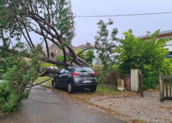 Suben a 5 los muertos por las inundaciones tras el paso de Ciarán en Italia