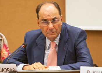 Le disparan en el rostro al político español Alejo Vidal-Quadras