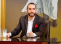 Nayib Bukele pide licencia para buscar reelección en El Salvador