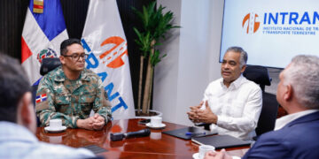 En cumplimiento al Decreto 578-23, el coronel Randolfo Rijo asume dirección del Intrant