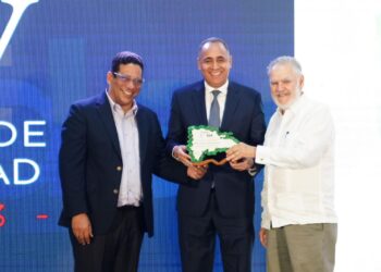 Indotel recibe reconocimiento en la Semana de la Calidad por aplicación de compras verdes