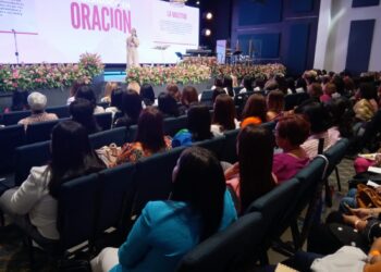 Celebran conferencia de mujeres “Déboras, En lo Secreto"
