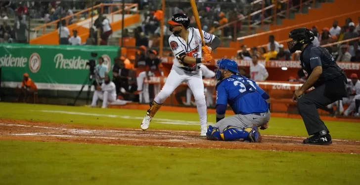Liberato en gran debut, guía a Toros que se ponen a medio juego del tercer lugar