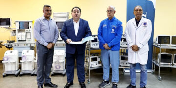 SNS entrega equipos al Traumatológico Darío Contreras