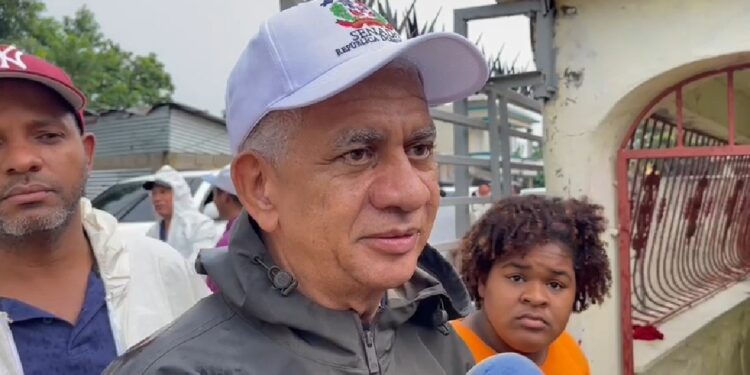 Ricardo De los Santos pide declarar en estado de emergencia Sánchez Ramírez