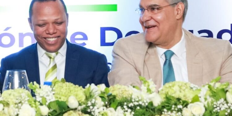 Tomas Hungría es electo como candidato a regidor del Distrito Nacional