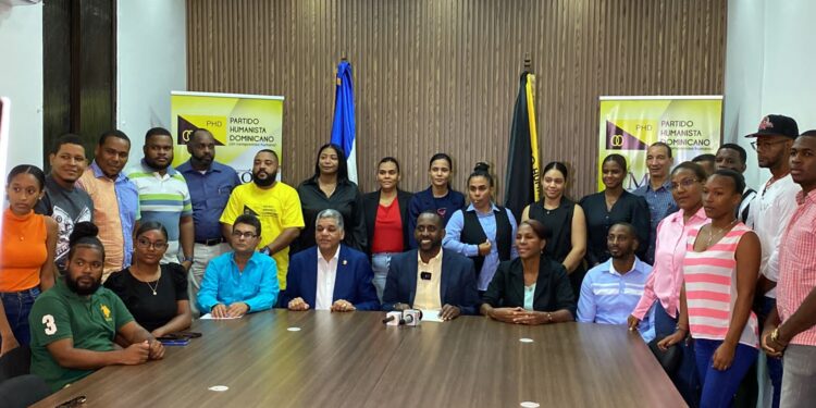 Amauris Fabián será el candidato a senador de Monte Plata por el PHD