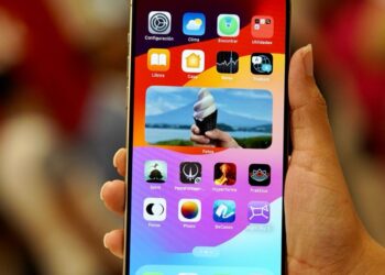 El codiciado iPhone 15 llega a la tienda OneClick