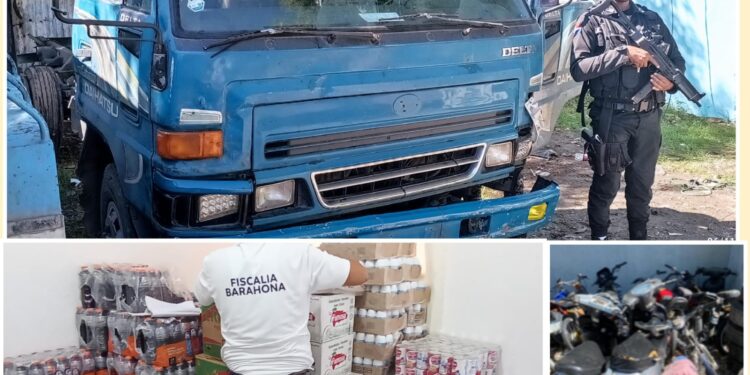 Policía apresa tres personas, recupera camión sustraído en Santo Domingo y cuatro motocicletas con numeración ilegible