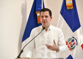 Hugo Beras solicita al presidente Abinader licencia sin disfrute de sueldo para facilitar proceso de la DGCP