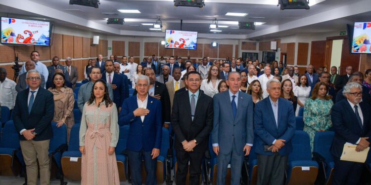 Presidente del Senado afirma corrupción administrativa debe erradicarse