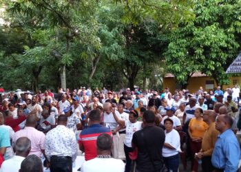 Alcalde de Pedro Brand insta a unificar el PRM en esa localidad