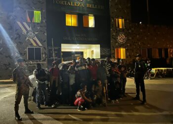 ERD apresa vehículo con 19  haitianos ilegales