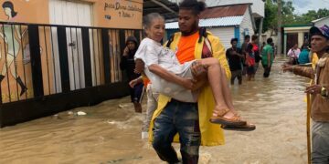 Defensa Civil: Unas 1,500 personas desplazadas a casa de amigos y familiares por lluvias