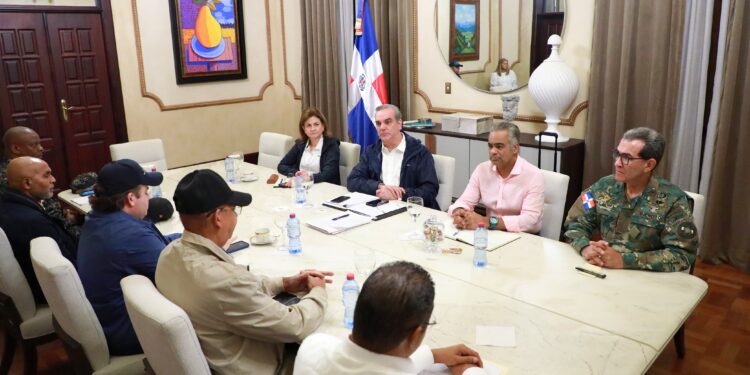 Presidente Abinader encabezará hoy reunión con organismos de socorro en seguimiento a situación del país