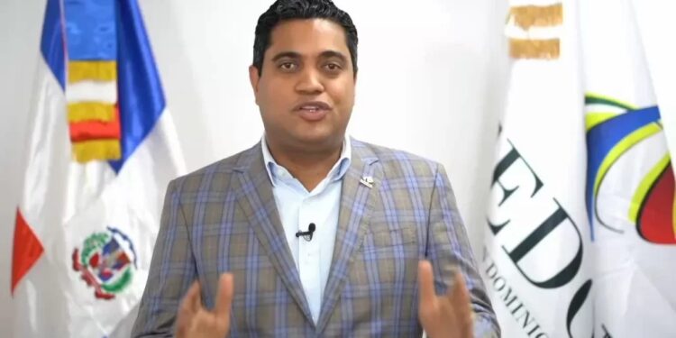 Presidente de Fedomu instruye alcaldes a trabajar para reestablecer normalidad en comunidades afectadas