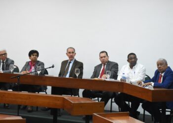 CONESCyT aprueba Evaluación Quinquenal de 17 universidades e instituciones superiores