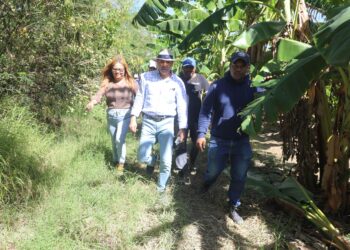 Agricultura anuncia ayudas a productores afectados en San Juan, Azua y Peravia