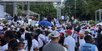 Cientos de familias participan de la tradicional marcha “Un Paso por mi Familia”