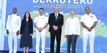 Director Hidrografía Internacional destaca necesidad de continuar estudiando el océano para la navegación segura