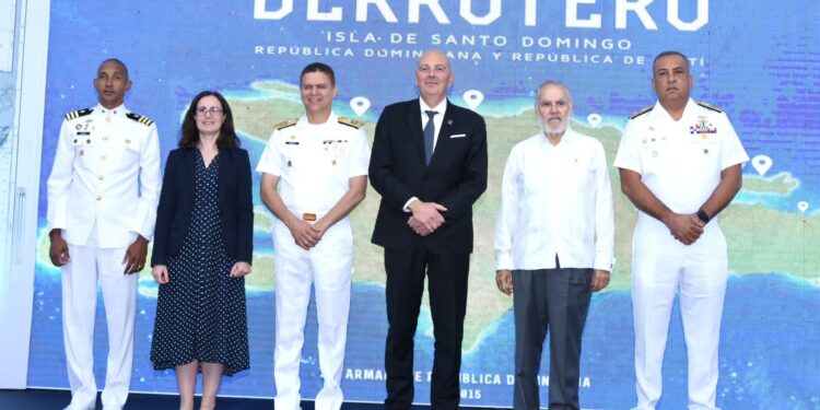 Director Hidrografía Internacional destaca necesidad de continuar estudiando el océano para la navegación segura