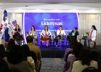 Abogan por la igualdad de la mujer en la participación política